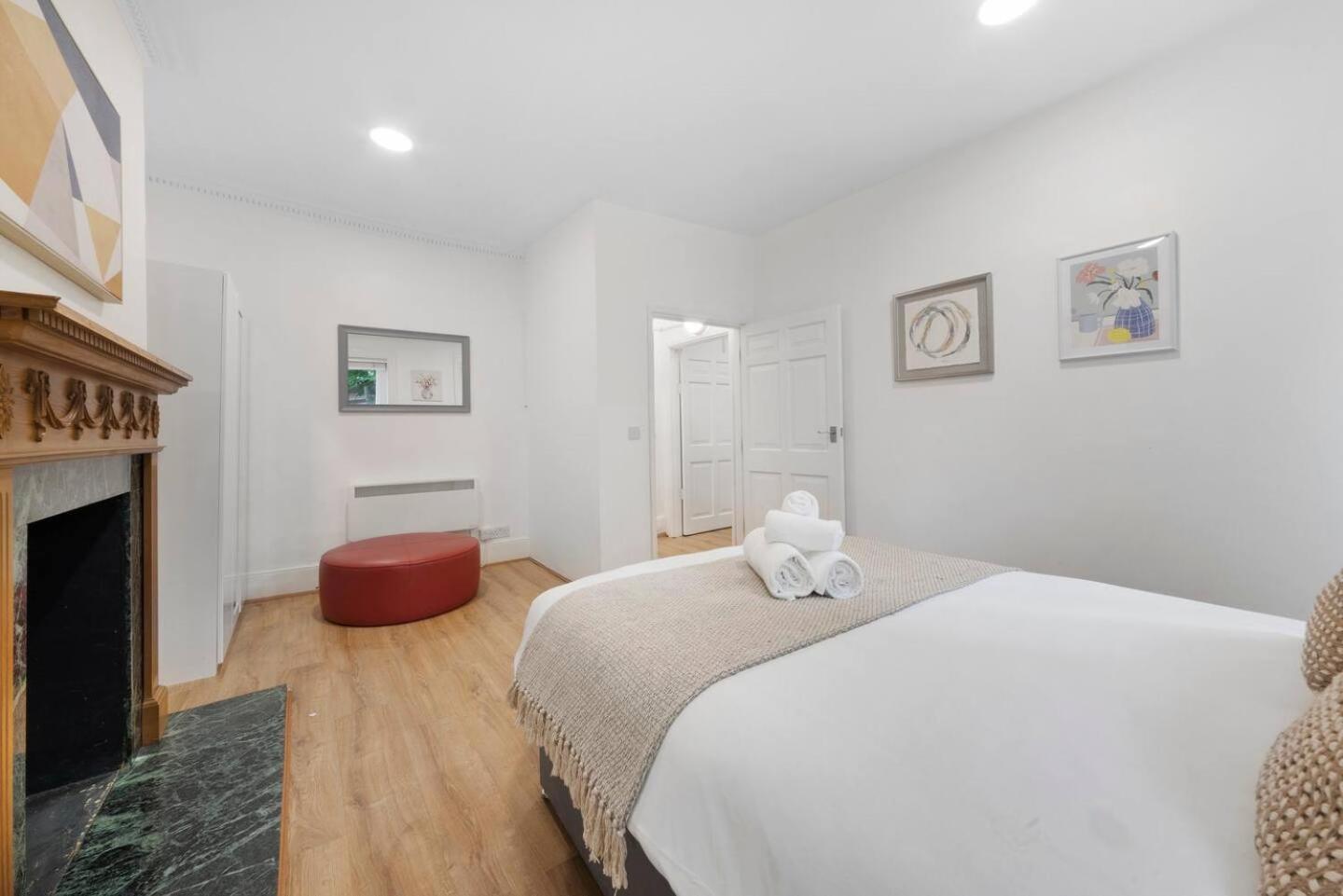 2 Bed Piccadilly Apartment 3 Лондон Екстериор снимка
